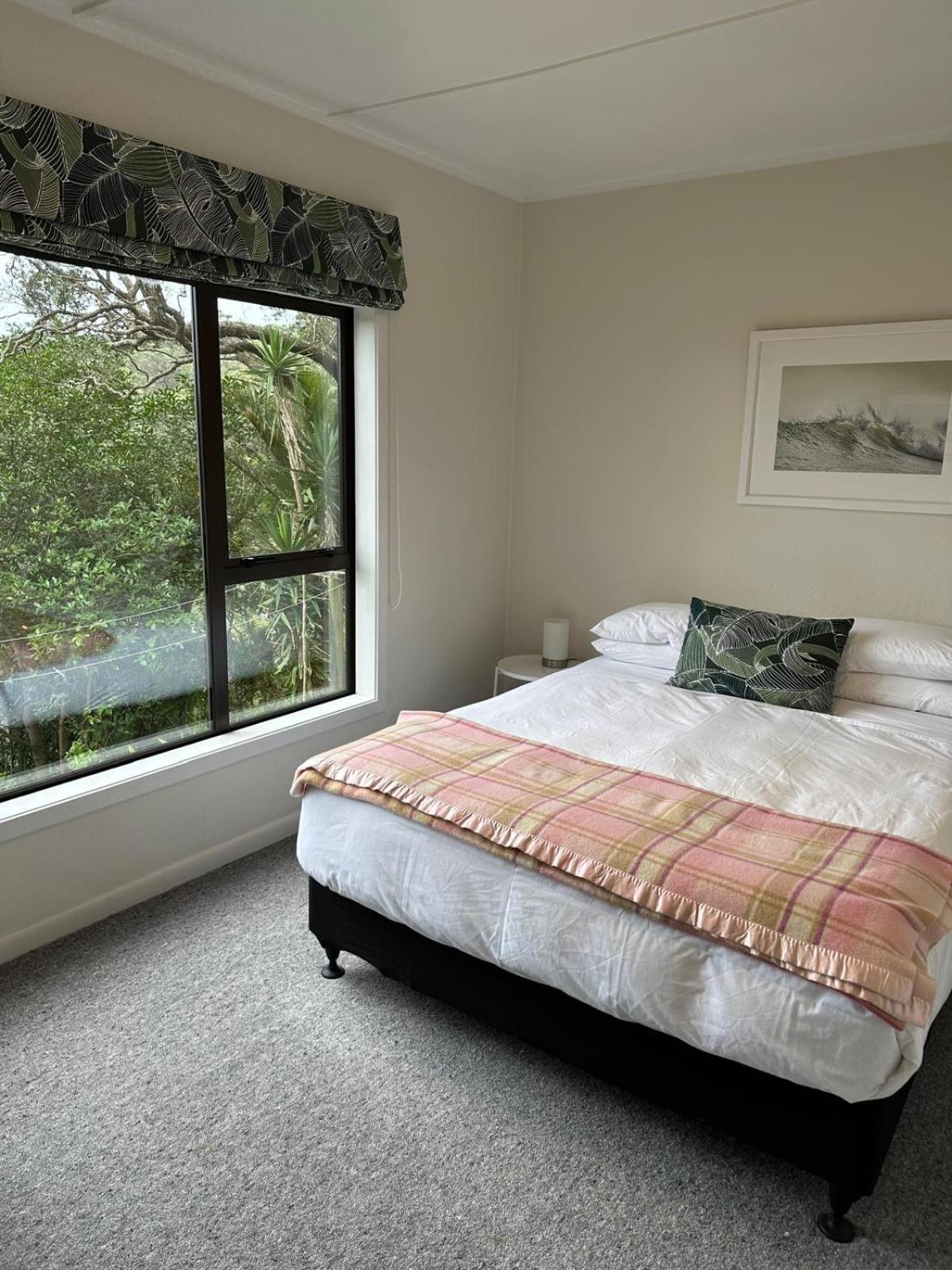 Muriwai Lodge Екстериор снимка