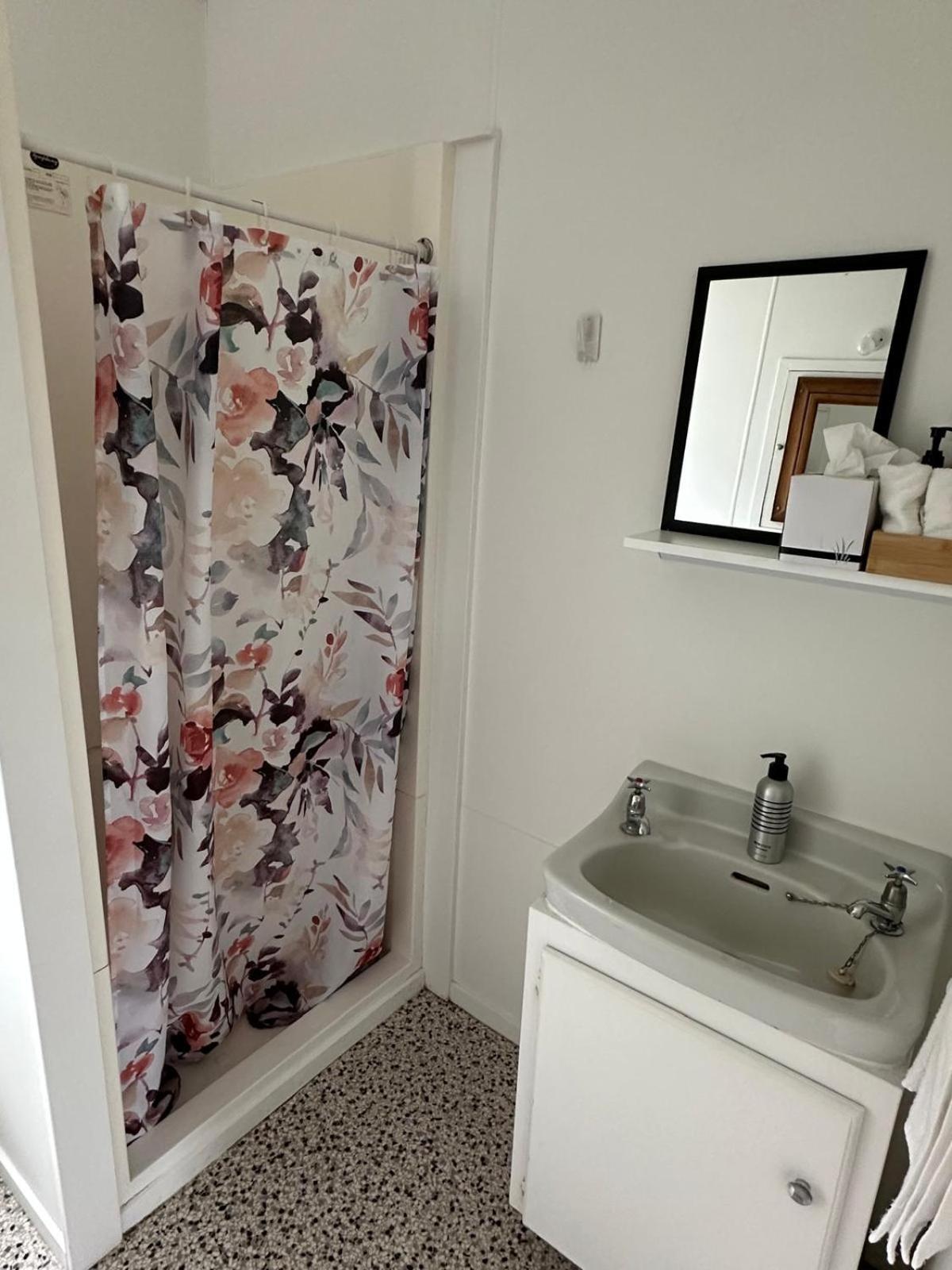 Muriwai Lodge Екстериор снимка