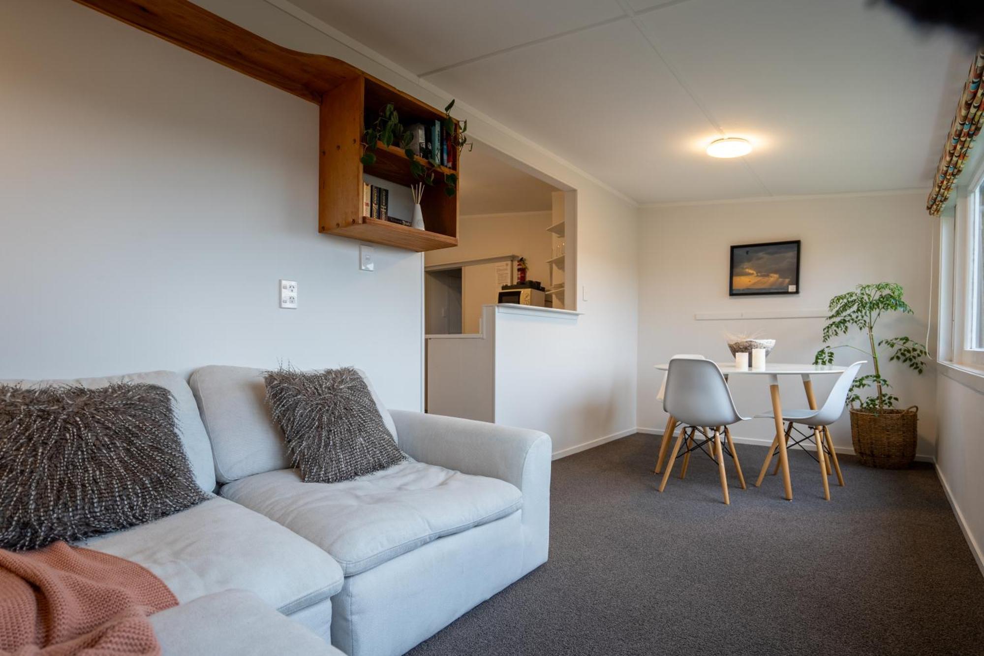 Muriwai Lodge Екстериор снимка