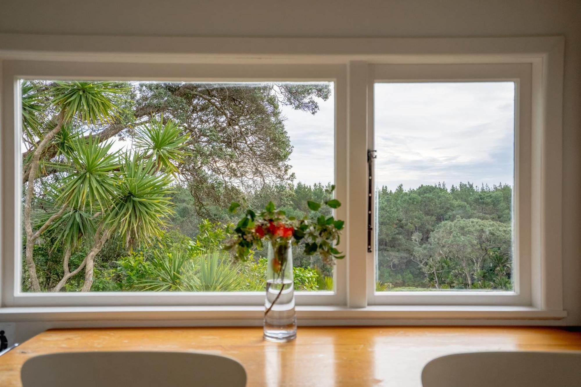 Muriwai Lodge Екстериор снимка