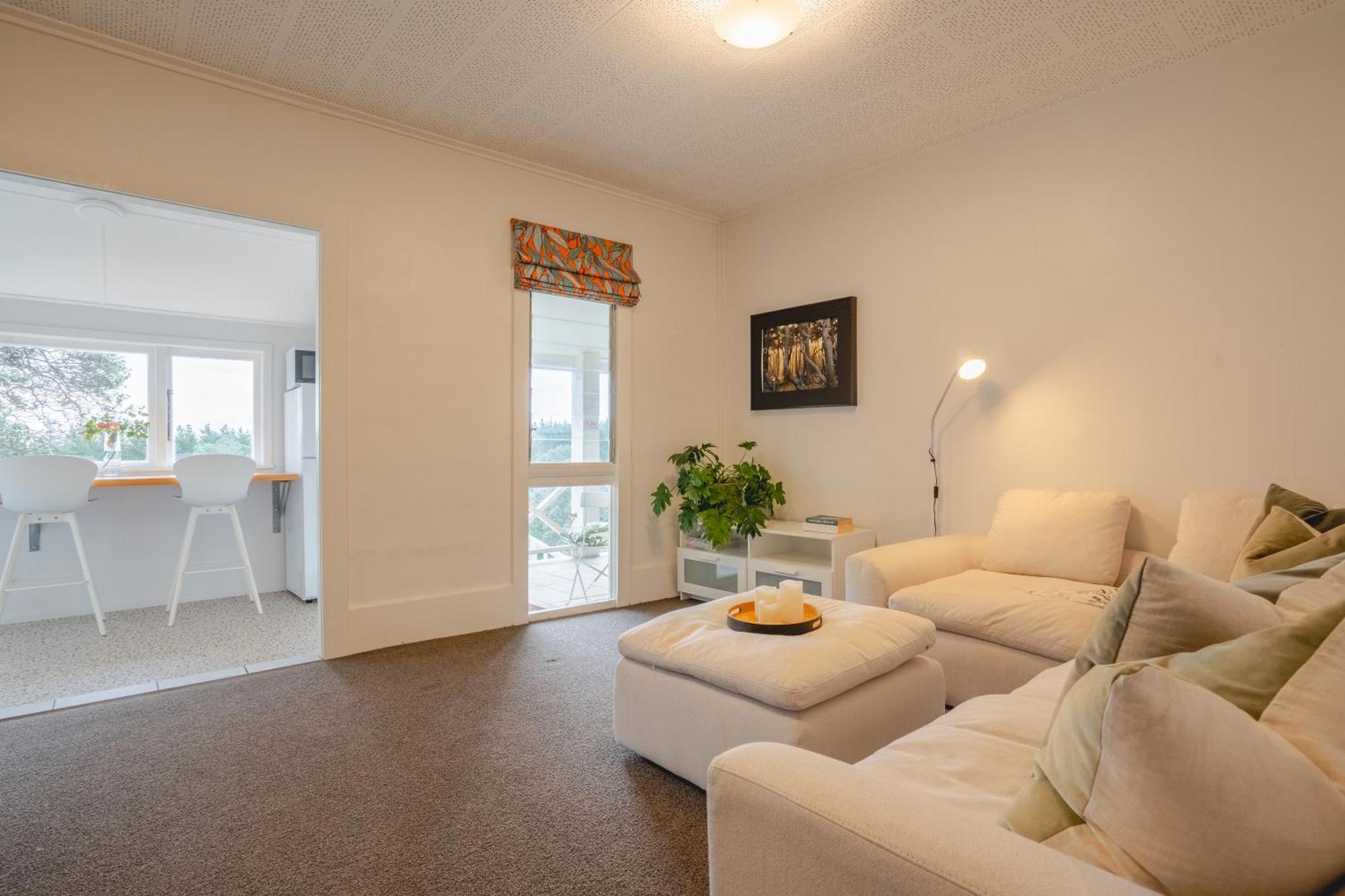 Muriwai Lodge Екстериор снимка