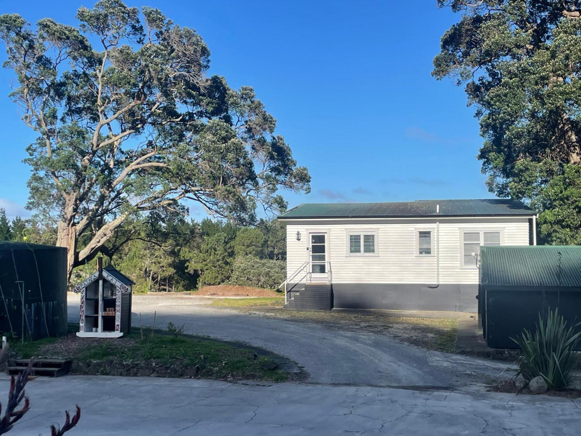 Muriwai Lodge Екстериор снимка